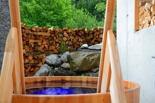 Hüttenhotel Husky Lodge - Spa