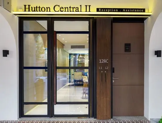 Hutton Central Hotel By PHC - Lobi