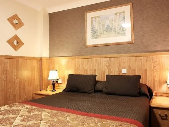Huttons Hotel, Victoria London - Genel