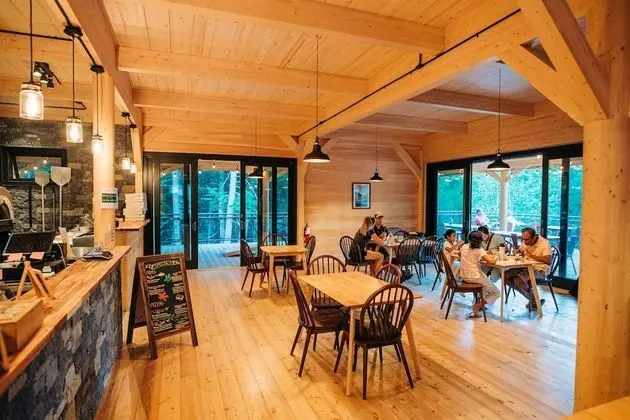Huttopia Adirondacks - Yerinde Yemek