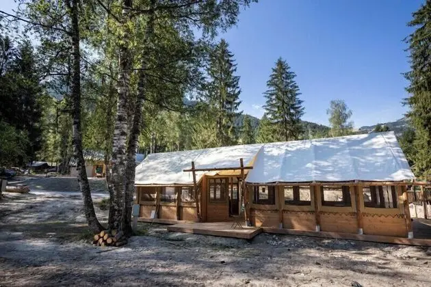 Huttopia Bozel en Vanoise - Lobi