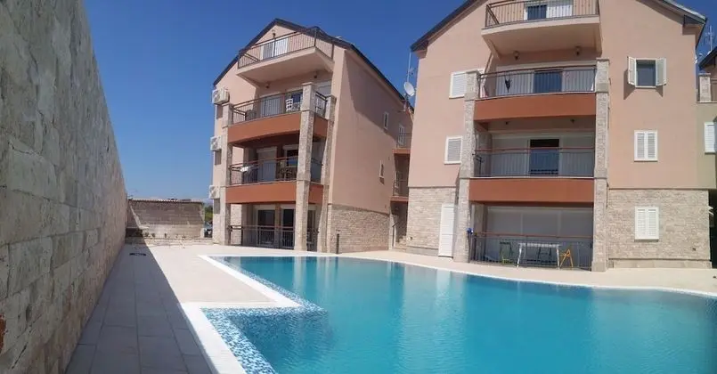 Hvar-Holiday Apartments