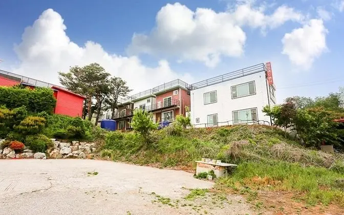 Hwaseong Island Pension