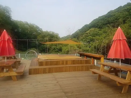 Hwaya Mountain Pension