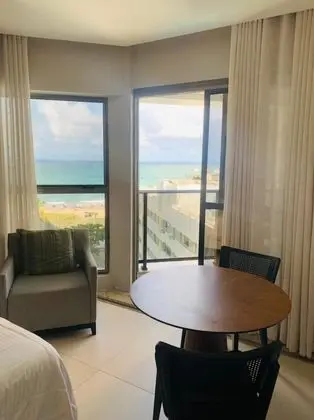 HY Beach Flats - International - Oda