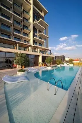 Hyatt Centric Jumeirah Dubai - Havuz