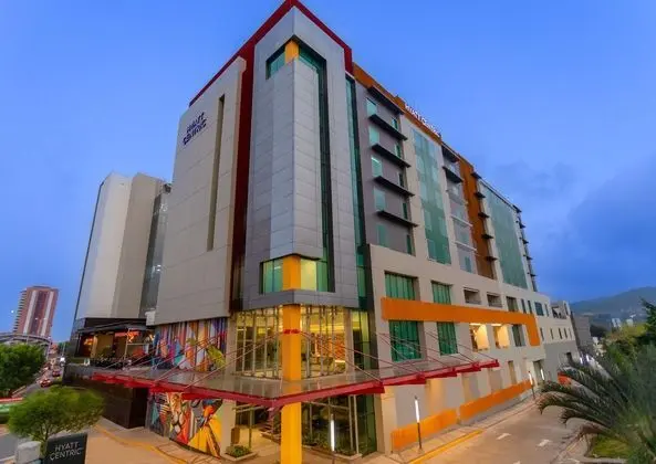 HYATT CENTRIC LAS CASCADAS