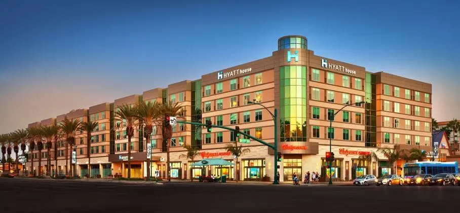 Hyatt House Anaheim Resort/Convention Center
