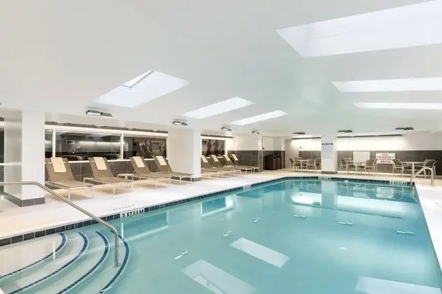 Hyatt House Charleston/Historic District - Havuz