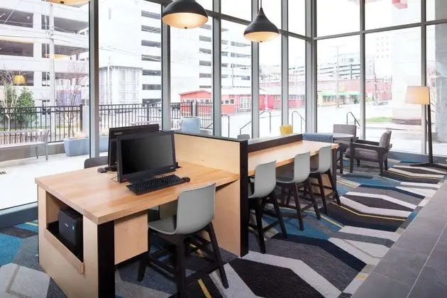 HYATT HOUSE NASHVILLE AT VANDERBILT