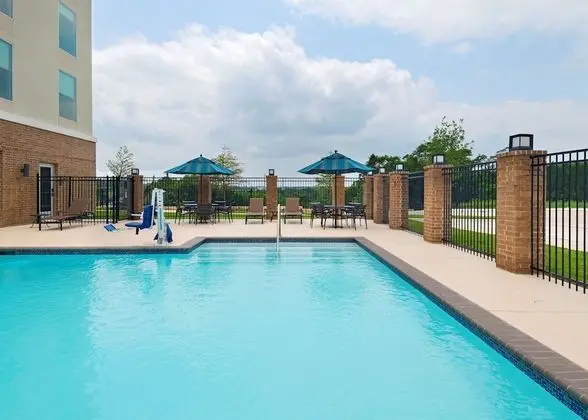 Hyatt Place Austin / Lake Travis / Four Points - Havuz