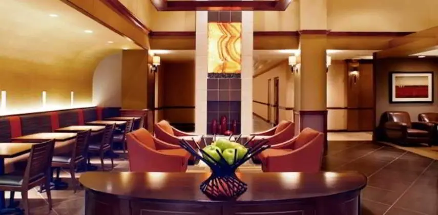Hyatt Place Chantilly Dulles Arpt S