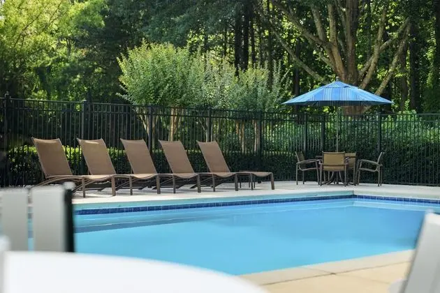 Hyatt Place Charlotte/Arrowood - Havuz