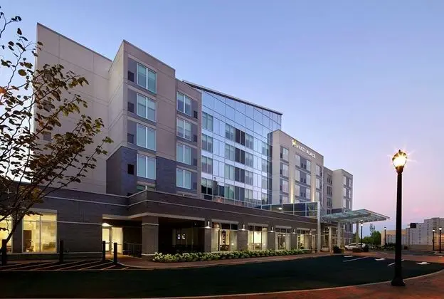 Hyatt Place Cleveland Lyndhurst - 1