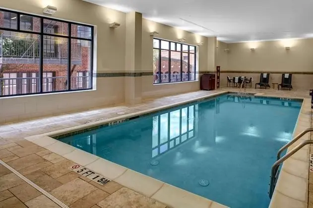 Hyatt Place Columbia/Downtown/The Vista - Havuz