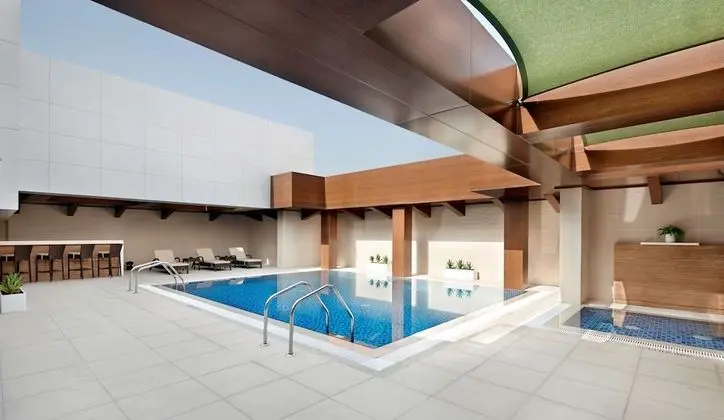 Hyatt Place Dubai Baniyas Square - Havuz