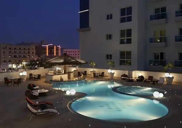 Hyatt Place Dubai Jumeirah Residences - Havuz