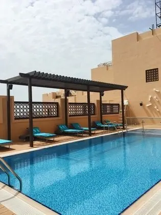 Hyatt Place Dubai Wasl District - Havuz