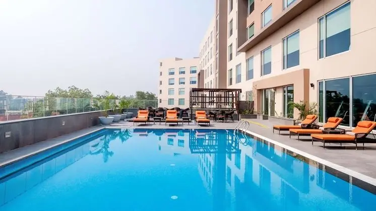 Hyatt Place Gurgaon Udyog Vihar - Havuz