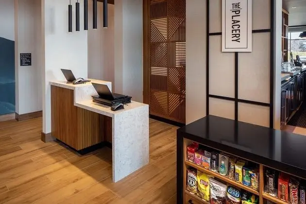 Hyatt Place Harrisonburg - Lobi