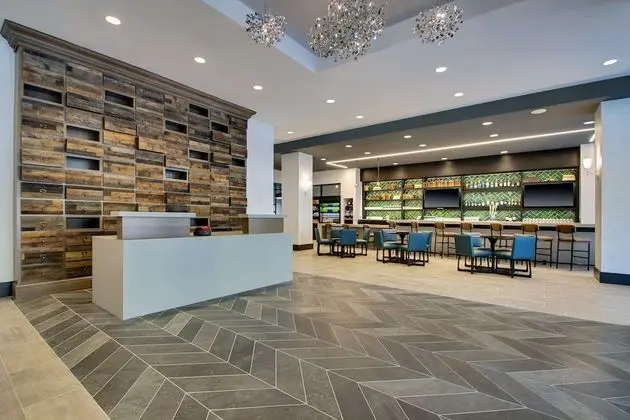 Hyatt Place Iowa City Downtown - Lobi