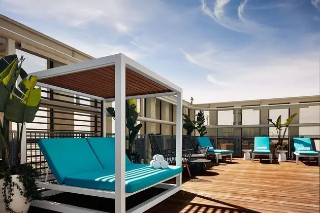 Hyatt Place LAX/Century Blvd - Havuz