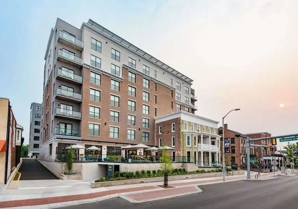 Hyatt Place Newark - Main Street