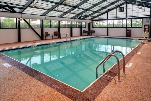 Hyatt Place Oklahoma City Airport - Havuz