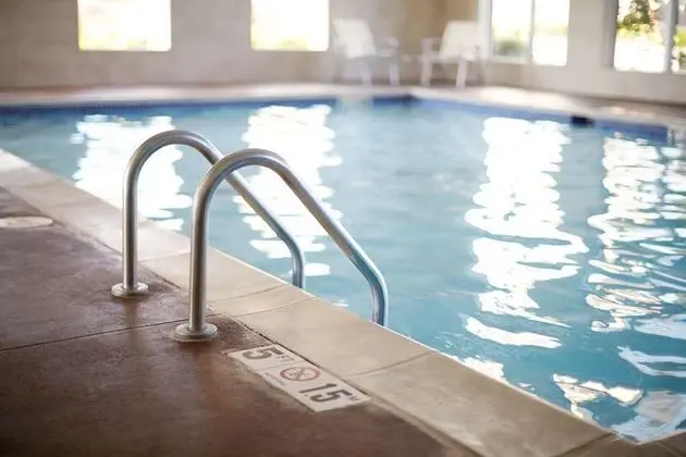 Hyatt Place Oklahoma City-Northwest - Havuz