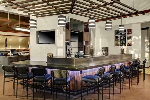 Hyatt Place Pittsburgh Airport - Bar