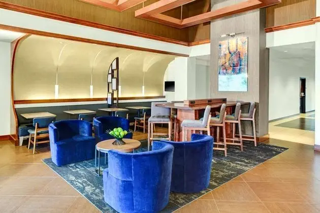 Hyatt Place Pittsburgh Airport - Lobi