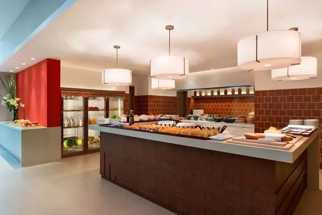 Hyatt Place Shenzhen, Dongmen - Yeme / İçme