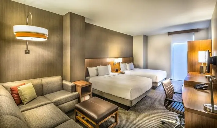 Hyatt Place Tulsa Downtown - Oda