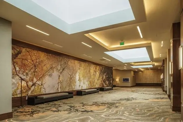 Hyatt Regency Aurora