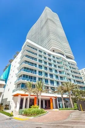 Hyde Beach Condos by Ammos VR - Dış Mekan