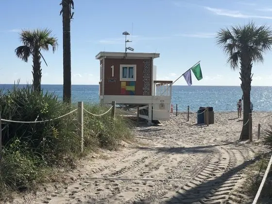 HYDE Beach House Resort Rental - Plaj