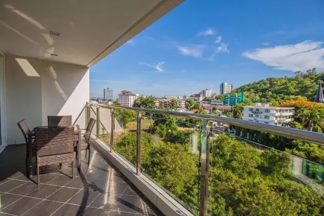 Hyde Park Residence by PSR ASIA