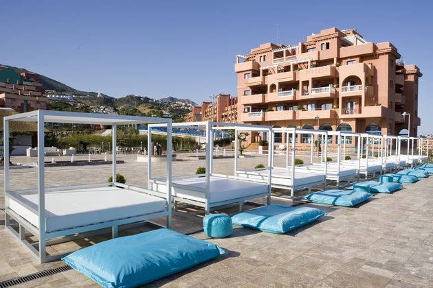 HYDROS Hotel & Spa