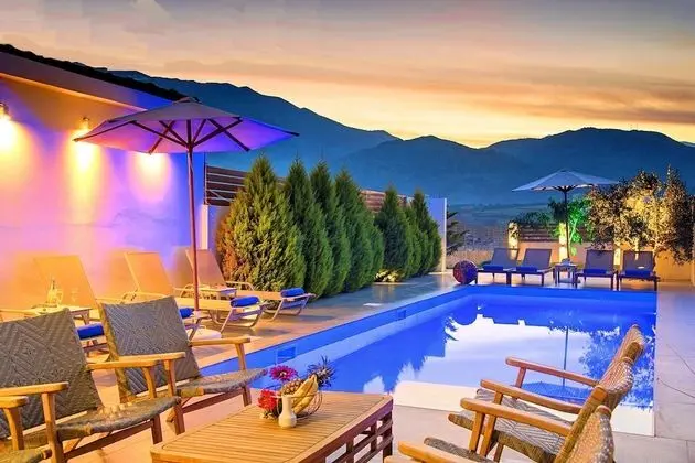 Hypnosis Villa Beachside