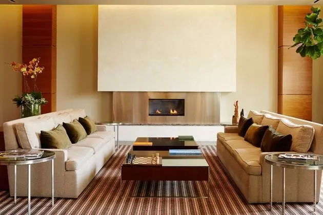 I Hotel And Conference Center