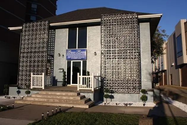 IACC Centers - Hotel Downtown Windsor - Dış Mekan