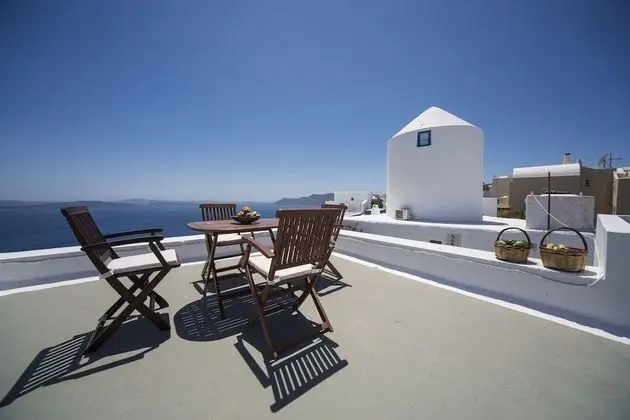 Ianthe Apartments and Villa