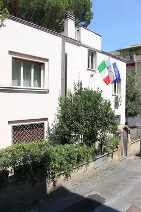 Ianus Guest House - Dış Mekan
