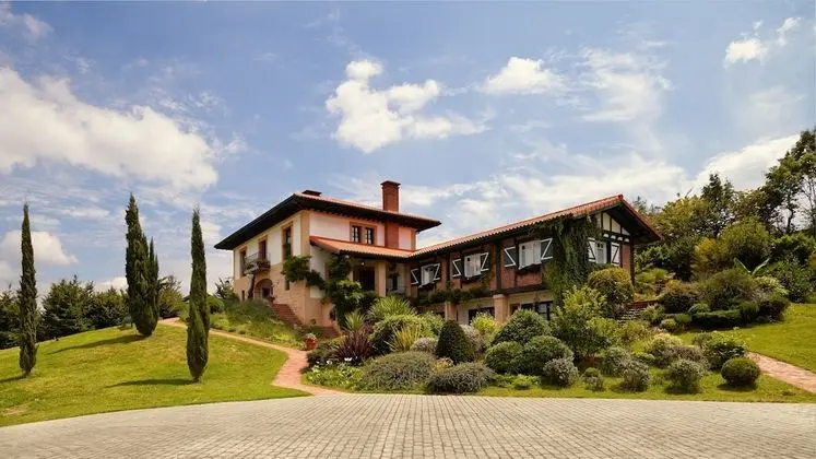 Hotel Ibarra - 1