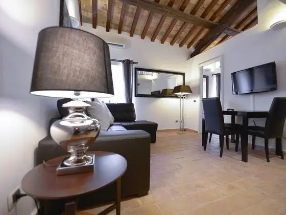 Ibernesi 1 Apartment - Öne Çıkan Resim