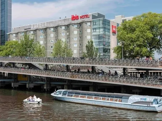 ibis Amsterdam Centre - 1