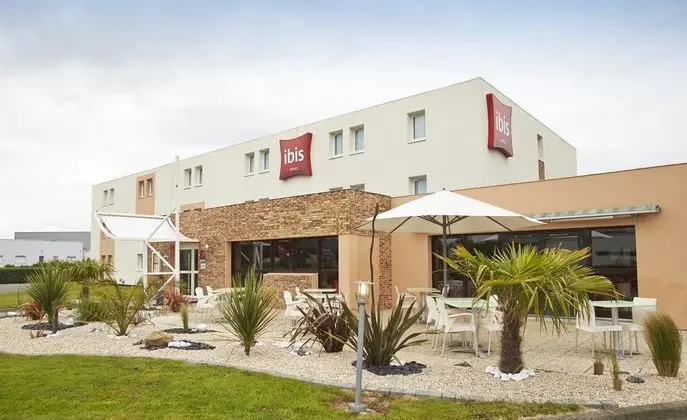 ibis Auray