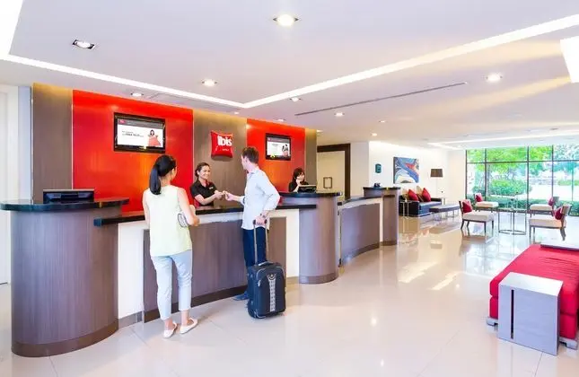 ibis Bangkok Riverside - Lobi