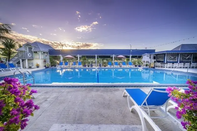 Ibis Bay Beach Resort - Havuz