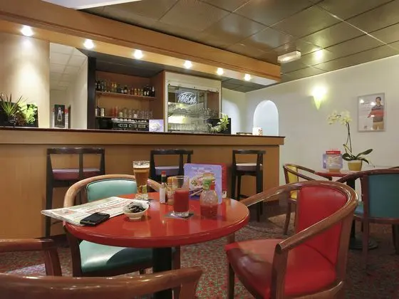 Ibis Beziers Est Mediterranee - Bar